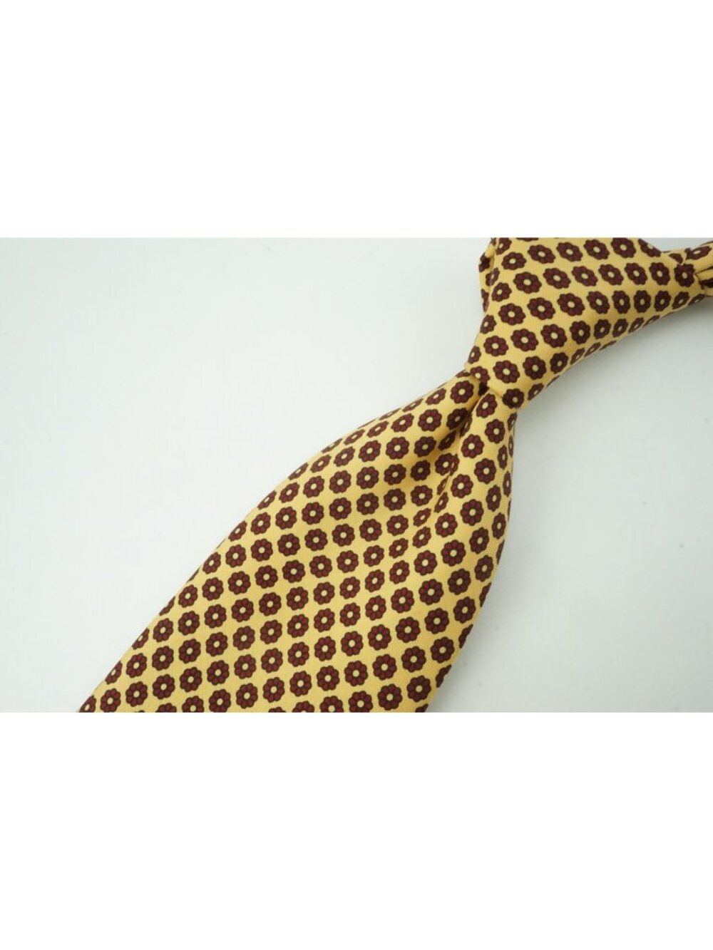 New & Lingwood Pale Yellow Cherry Red Floral 100% Silk Tie